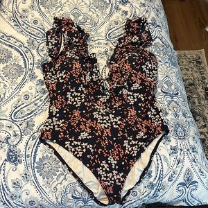 Adorable Michael Kors one piece swimsuit